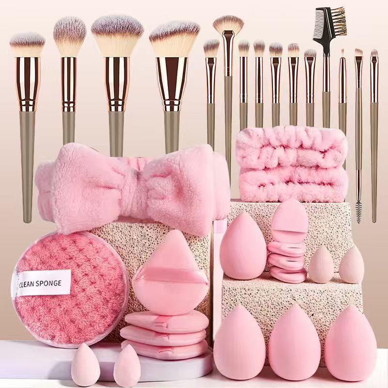 Makeup Brush and Cleansing Puff Set: 68-Piece Beauty Tool Kit