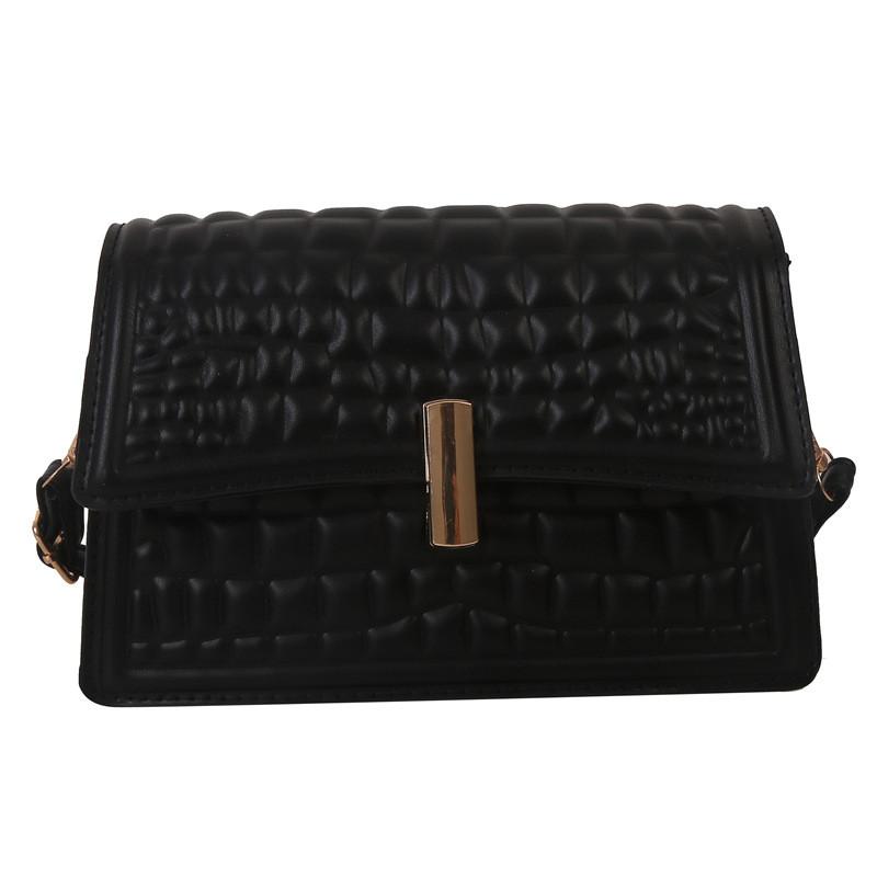 Chic White Retro Square Bag For Women Ideal For Fashionable Street Style And Casual Wear