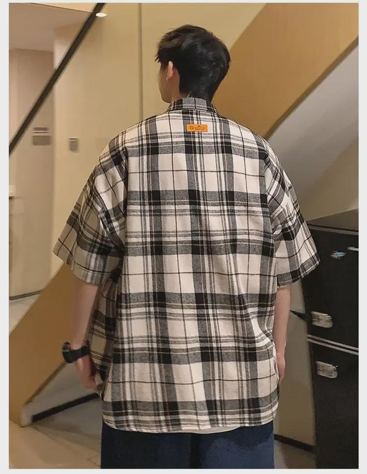 Мужская клетчатая рубашка с короткими рукавами в студенческом стиле - весна/лето 2024 г.