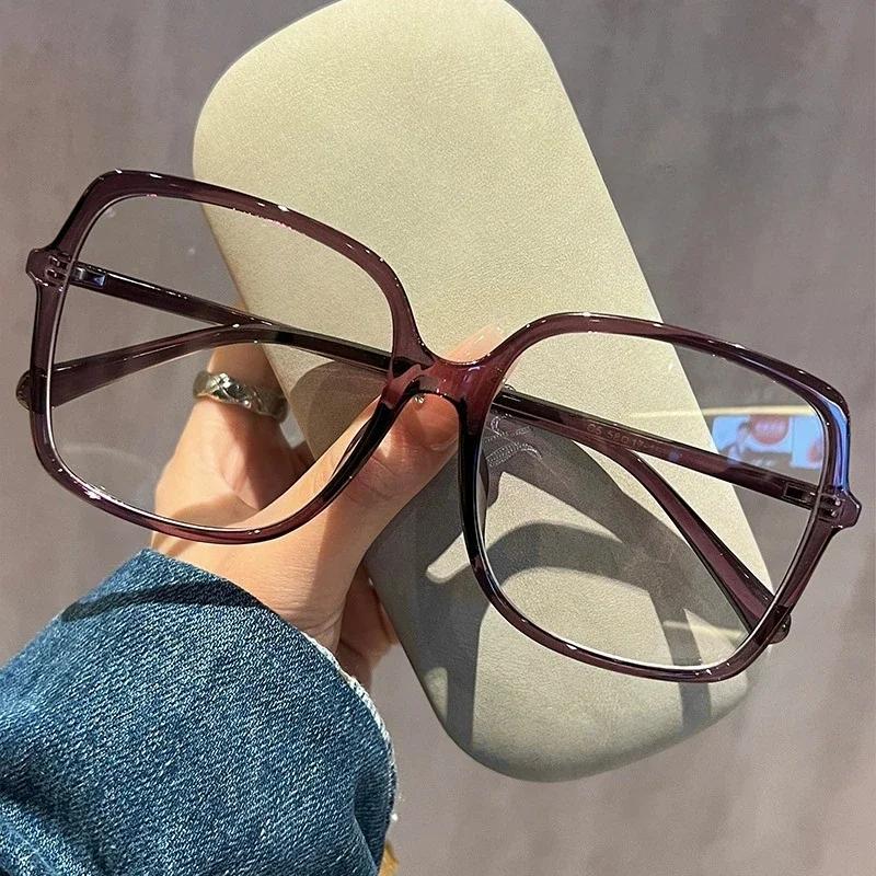 Luxury Big Frame Blue Light Blocking Glasses Retro Square Eyeglasses Ultra-light Trendy for Women
