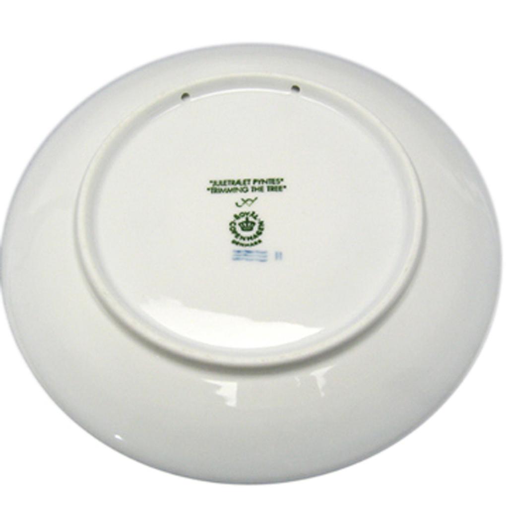 Королевская копенгагенская годовая тарелка 2000 [предмет]