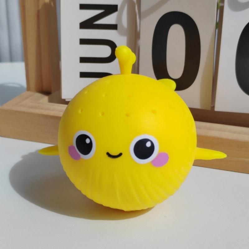 Creative Suction One-Horned Whale Pinch Music Children Play In The Water Happy Ocean Small Animal Toy Decompression