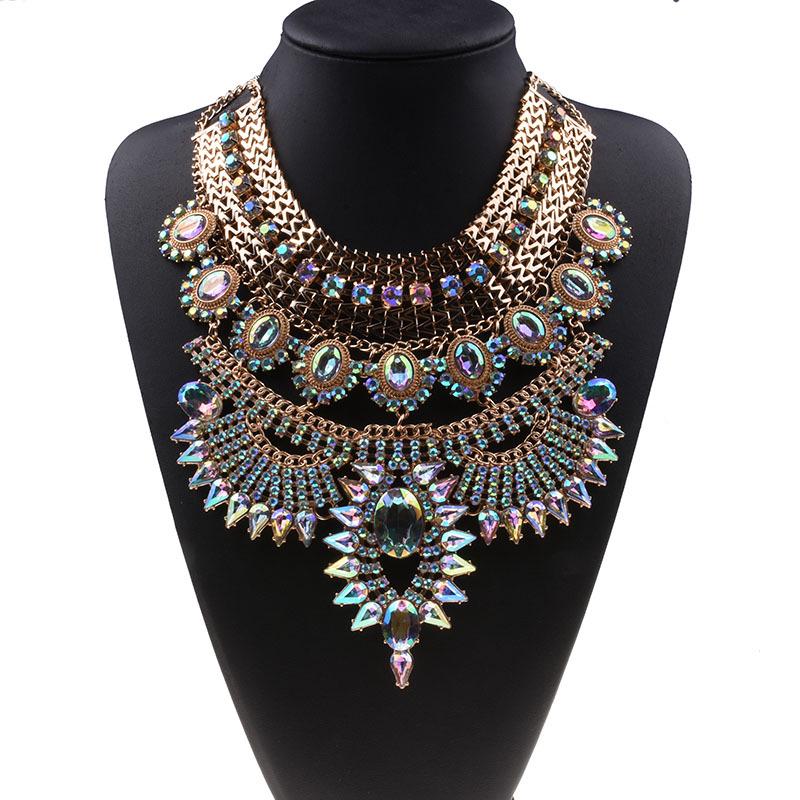Alloy Diamondencrusted Necklace Fashion Exaggerated Short Necklace Crystal Necklace Jewelry