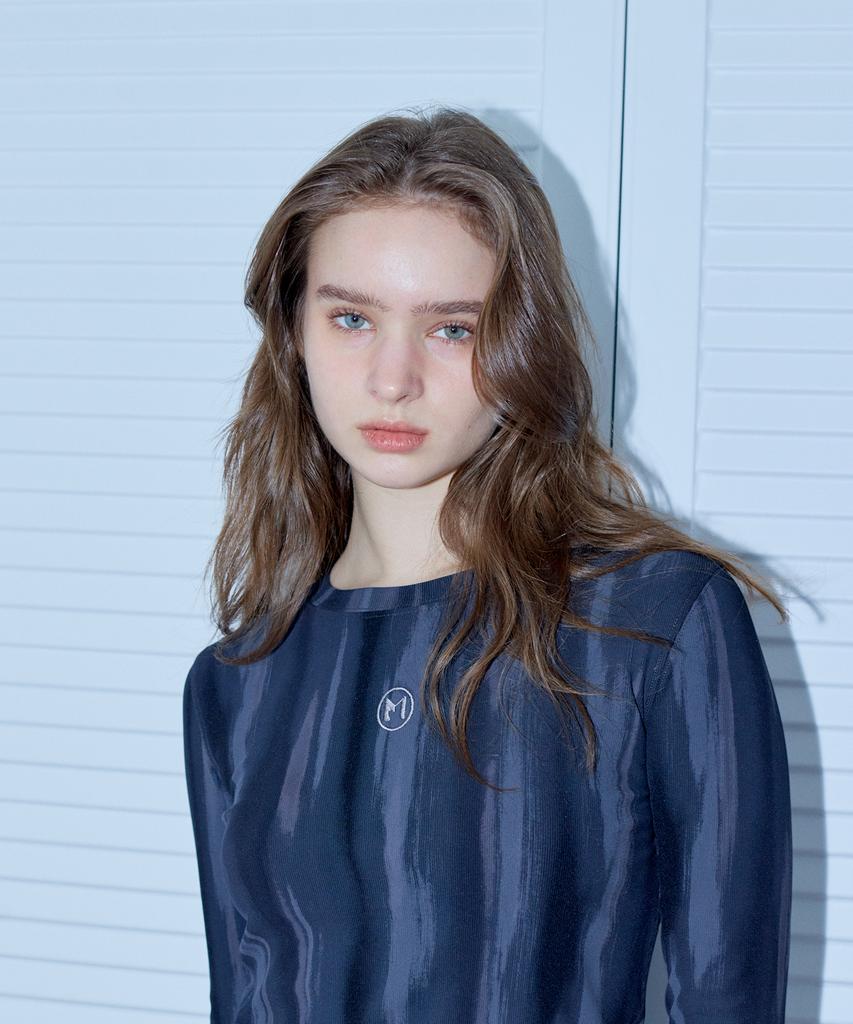 MARROT Symbol Wave Crop T-Shirt_Charcoal
