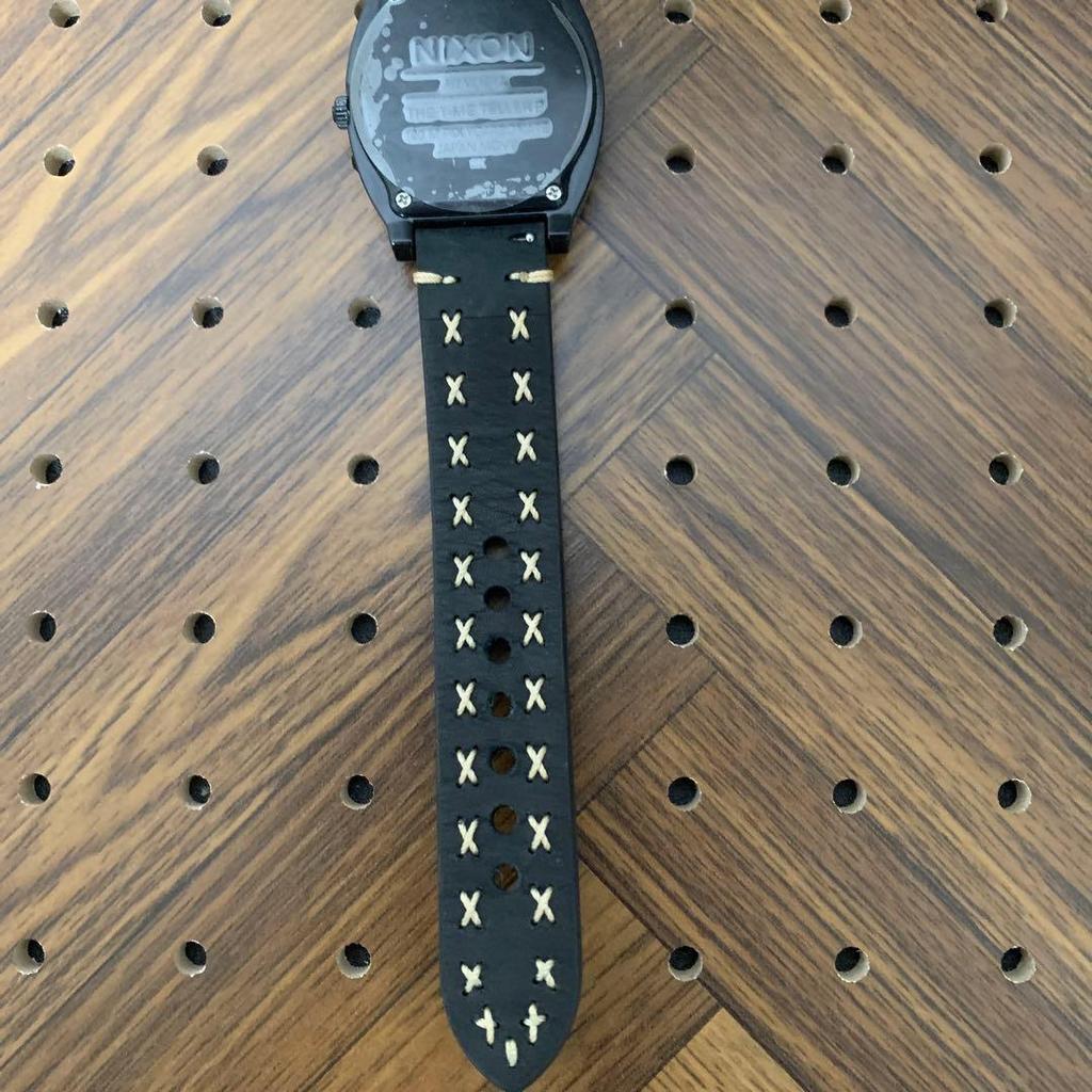 Б/у Мужские кварцевые часы NIXON Time Teller Рабочее состояние