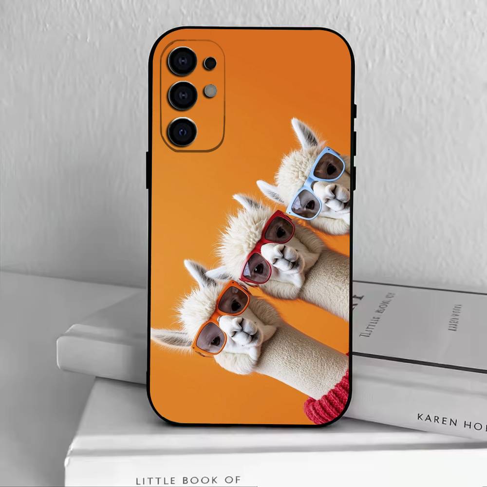 D-Cute Alpaca Phone Case For Samsung S25,S24,S21,S22,S23,S30,Ultra,S20,Plus,Fe,Soft Silicone Black Cover
