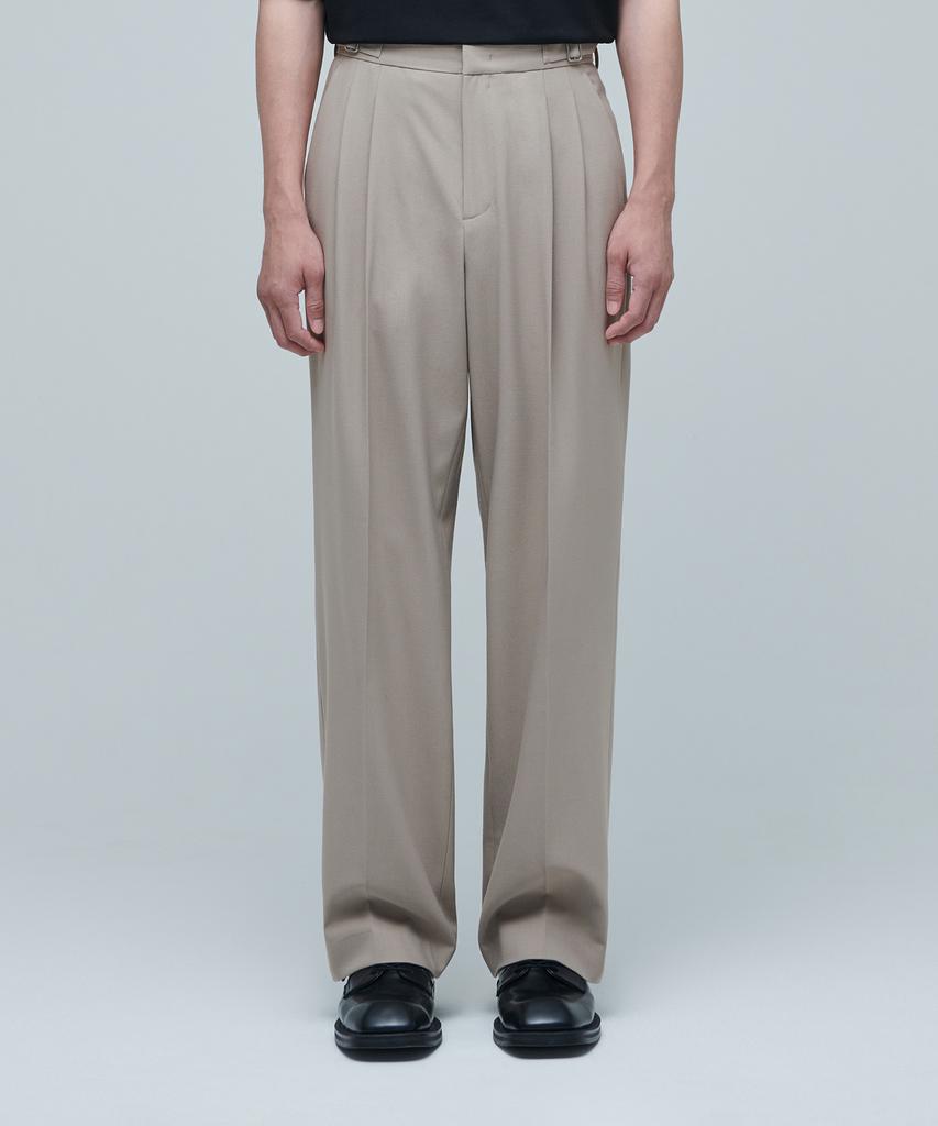 MUSINSA STANDARD Side Adjust Two-Tuck Wide Slacks [Light Beige]