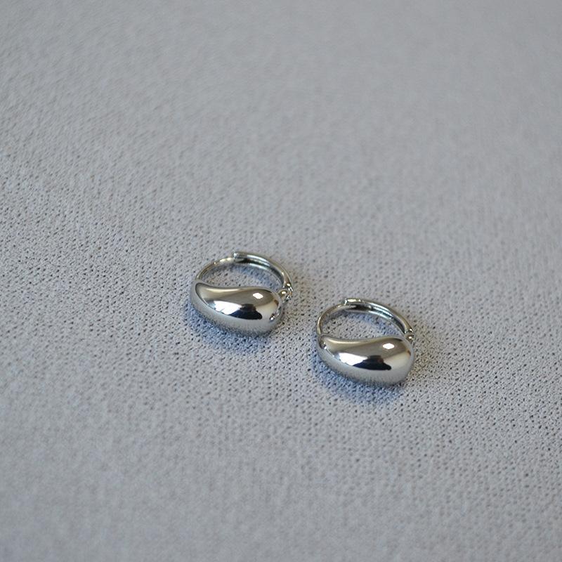 Korean Version Of Fashion Niche Daily Simple Exquisite Brass Gold-Plated Small Mini Water Drop Shape Ear Buckle Earrings Earrings