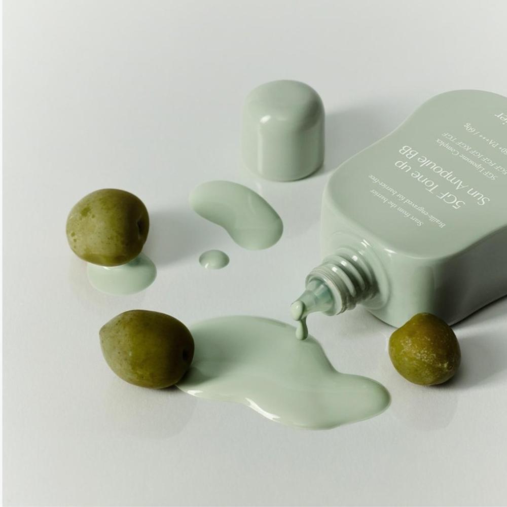 FROMRIER 5GF Осветляющая Солнечная Ампула BB SPF 50 PA+++ 60г