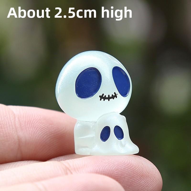 Miniature Resin Ghost Figurine With Glow Effect For Home Decor Enthusiasts