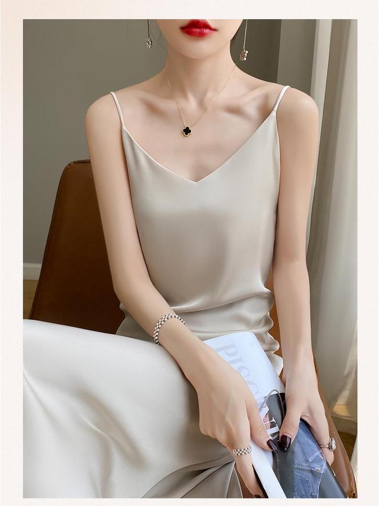 Женское платье-комбинация большого размера с V-образным вырезом из шелковой смеси - Коллекция Весна 2024