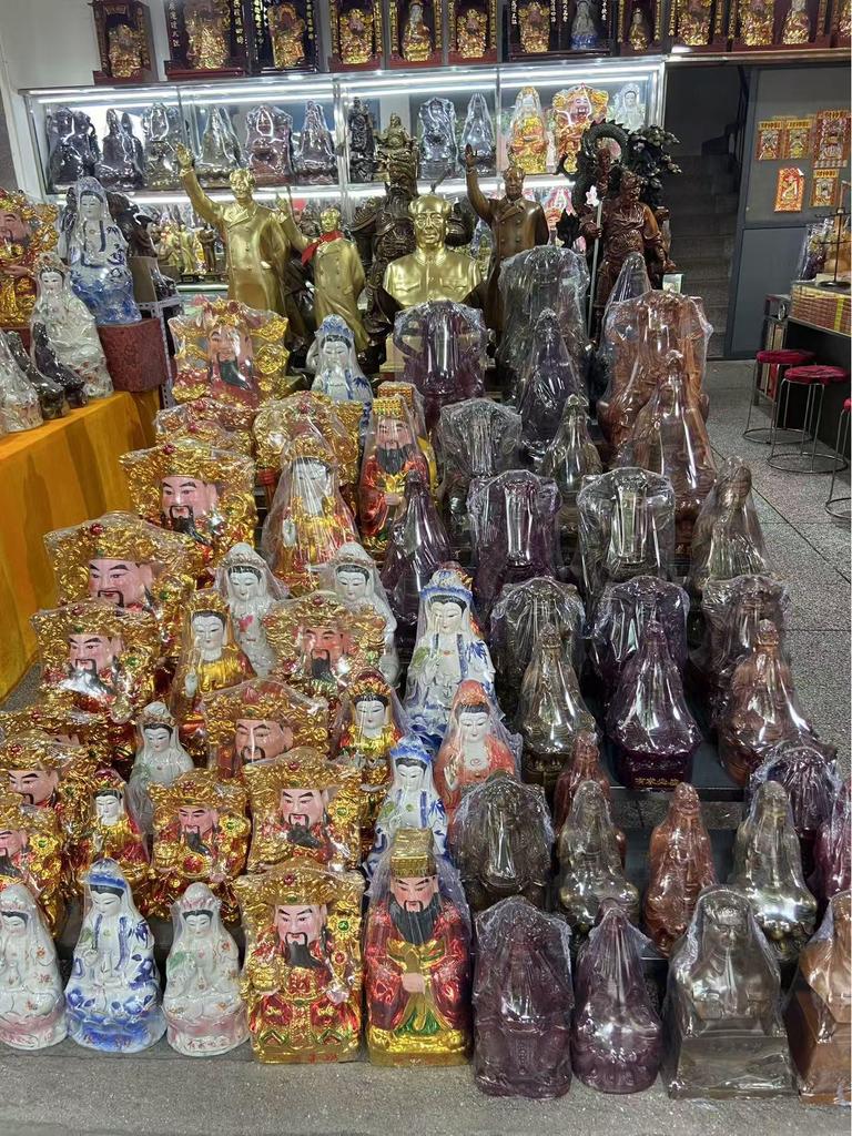 Pixiu Wealth-Attracting Ornaments: Pikachu Pair for Office or Shop Décor