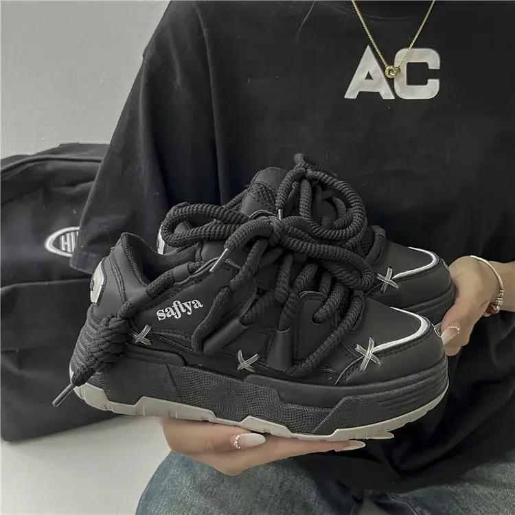 Fashion 2024 Summer Women Chunky Sneakers Design Bread Shoes Platform Comfortable Fashion Sports Shoes for Woman Zapatillas De Mujer