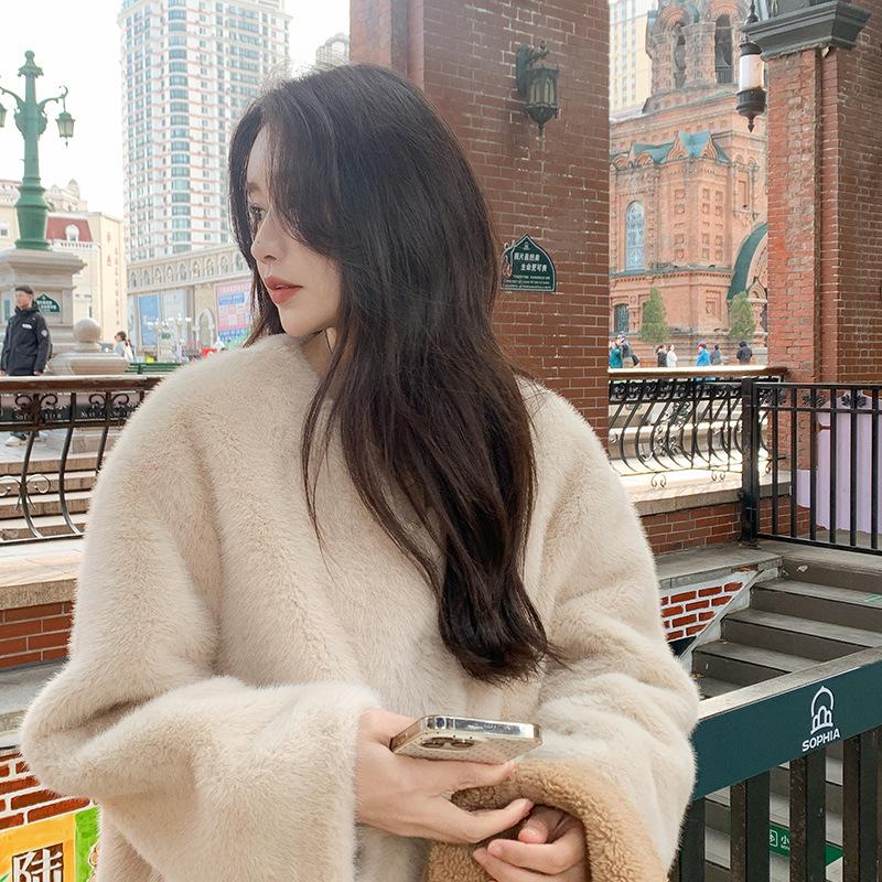 Женский меховой интегрированный свитер 2024 года, новый популярный небольшой экологически чистый мех, модный высококачественный плюшевый свитер из норки