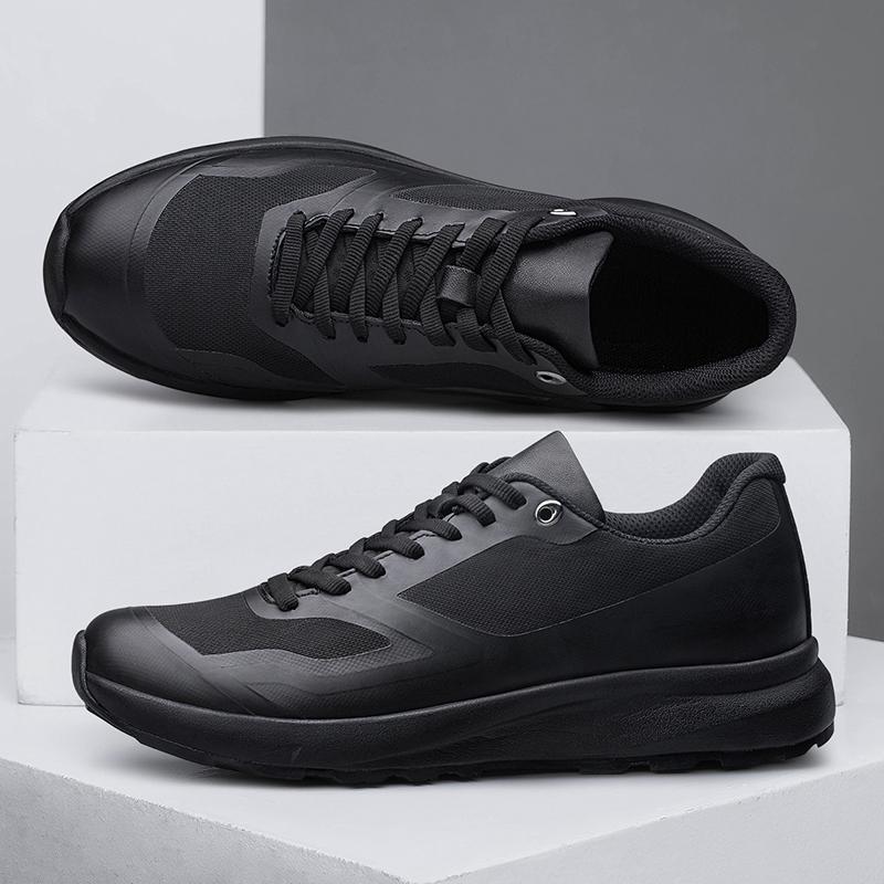 Fashion Classic Lightweight Travel Tenis Masculino Shoes 2025 Men's Mesh Casual Shoes Breathable Men Shoes Flat Lace-Up Men Sneakers