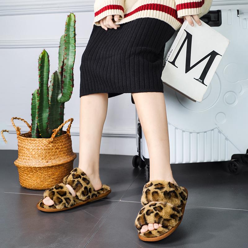 Winter Plus Velvet Warm Cotton Slippers for Home Use Casual and Fashionable Plus Cotton Slippers Fuzzy Slippers 35-44