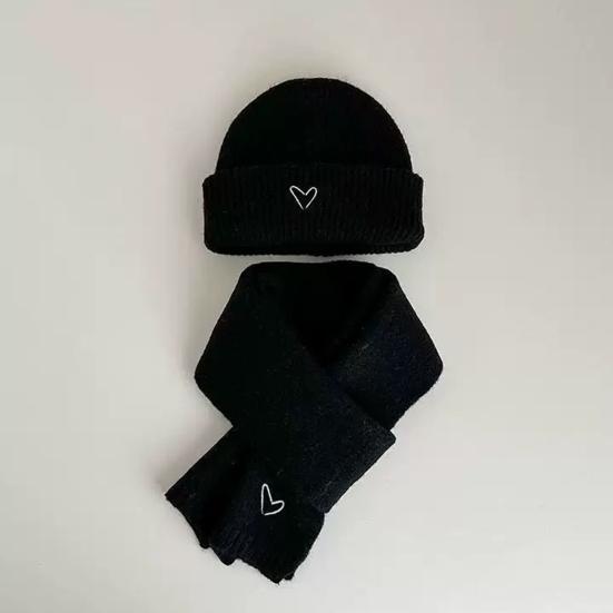 2Pcs/Set Kids Hat Scarf Set Solid Color Heart Pattern Thickened Warm Knitting Hat Long Scarf Set Elastic Fit Winter Wear