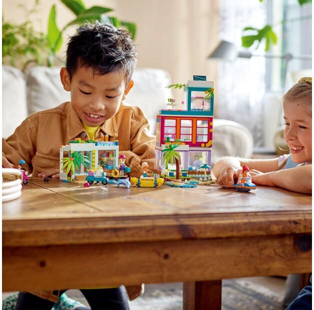 LEGO Friends 41709 Праздничный домик на пляже