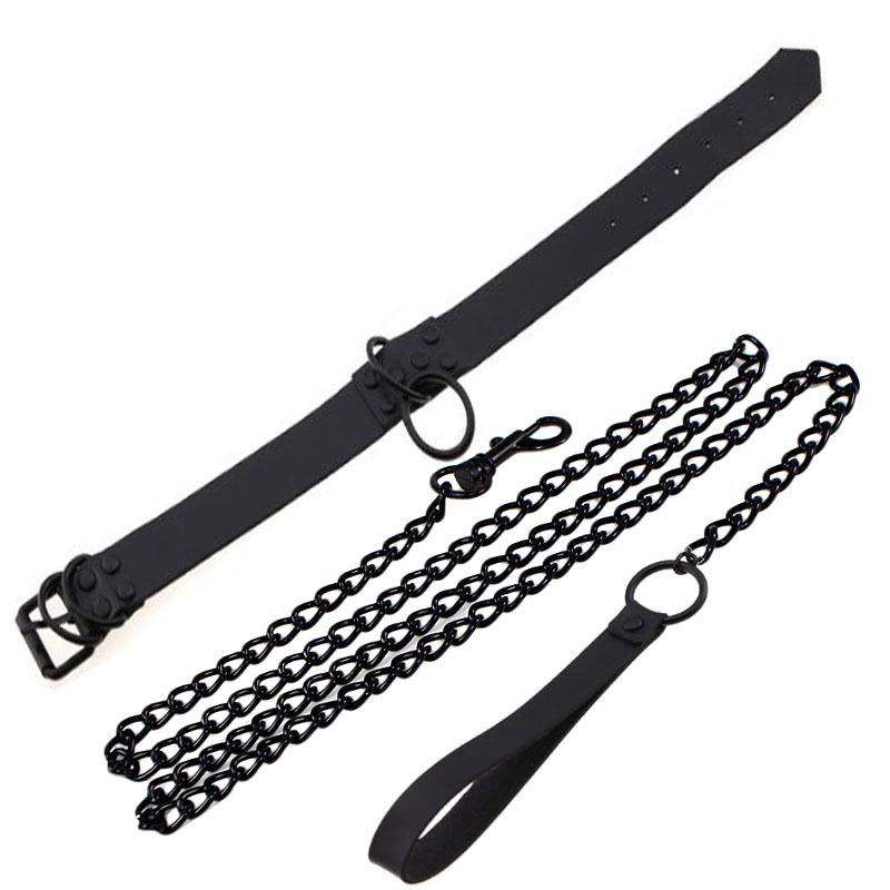 Готический черный кожаный чокер-ожерелье с О-кольцом и шипами