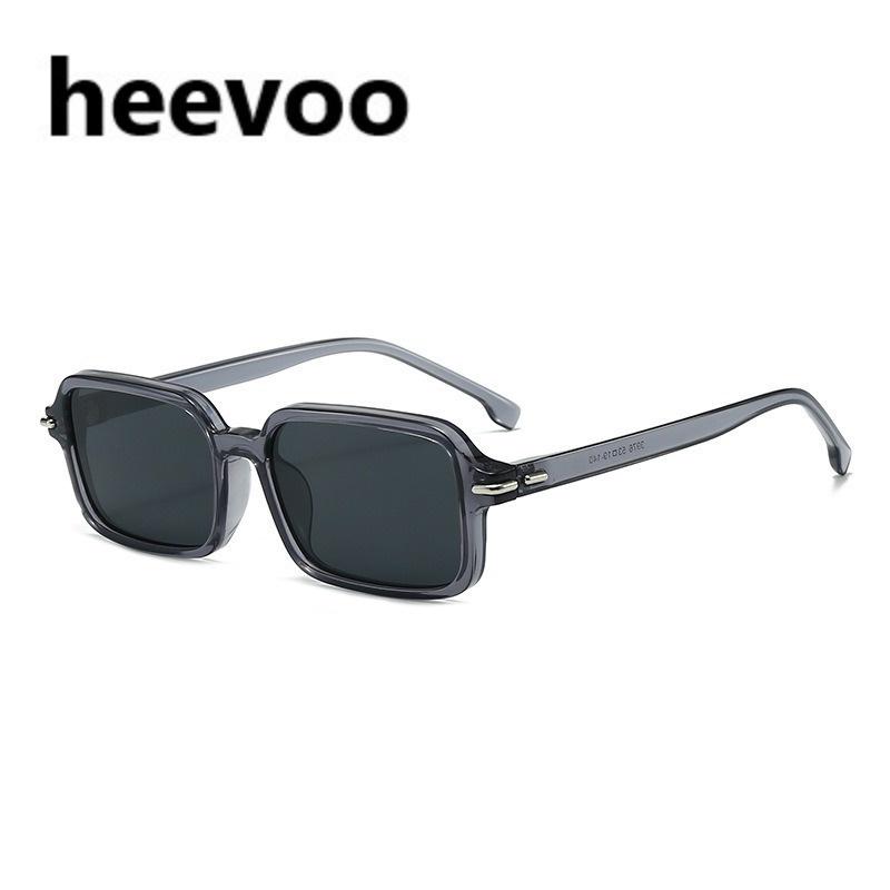 Vintage Square Sunglasses for Men Women Green Ocean Lens UV400 Rectangle Eyewear Trending Rivets Sun Glasses