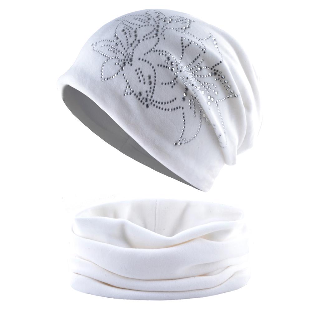 Женская бархатная шапочка и снуд