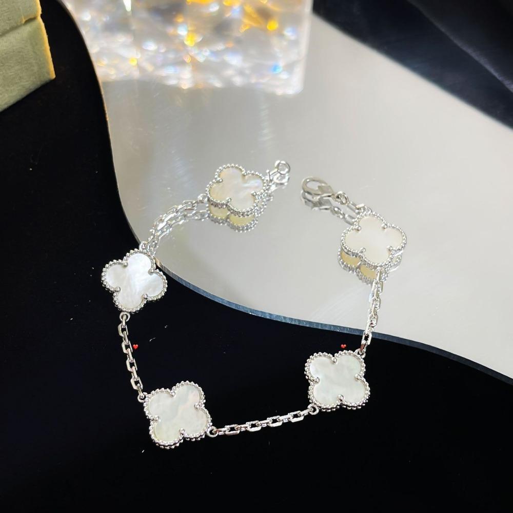 Браслет «Четырехлистный клевер» с пятью цветками, версия High, натуральный фиолетовый халцедон, лазерная CNC-резьба, 18 карат, не тускнеющий, женский браслет