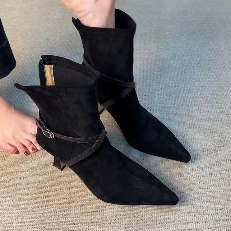 Женские ботильоны на высоком каблуке с молнией сзади, с пряжкой на ремне, с острым носком, темпераментные, винтажные, облегающие, на каблуке, одинарные ботинки