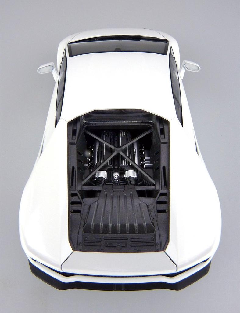 Aoshima Bunka Kyozaisha Super Car Series Lamborghini Huracan Plastic Model 1/24 No.4 LP610-4