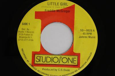 7-дюймовая пластинка FREDDIE MCGREGOR - Little Girl SO0028 Studio One 1980 США Регги, Ска и Даб Б/у