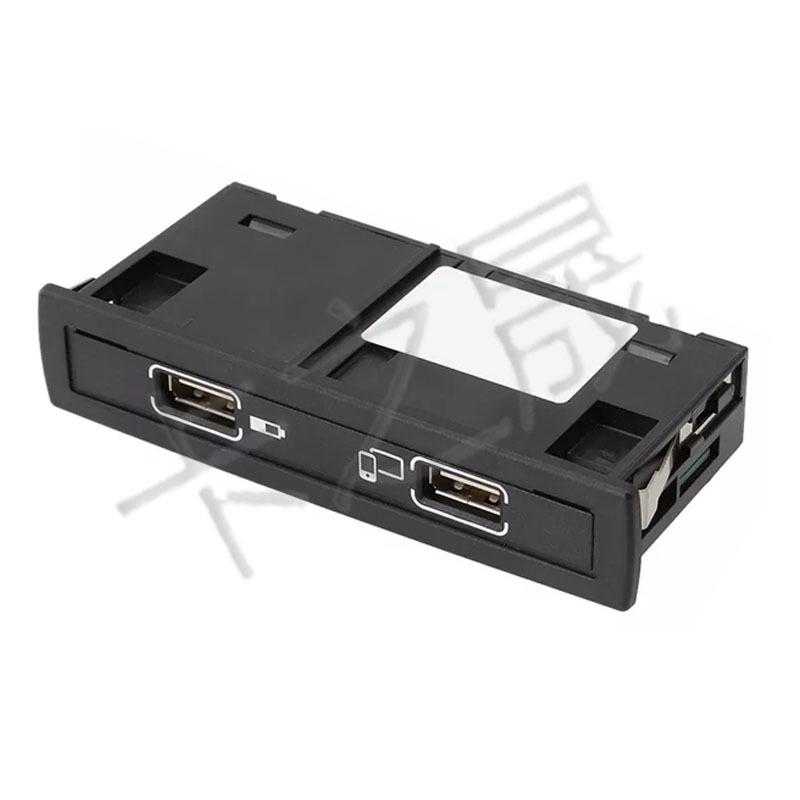 USB-разъем для Mercedes-Benz A-Class, CLA-Class, CLS-Class (1728202100, 1728202200)