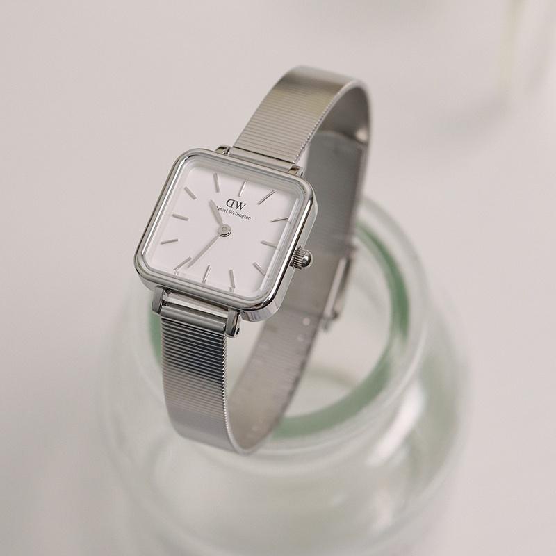 Daniel Wellington QUADRO series watch quartz movement white dial women's watch retro mini square watch silver metal strap DW00100521