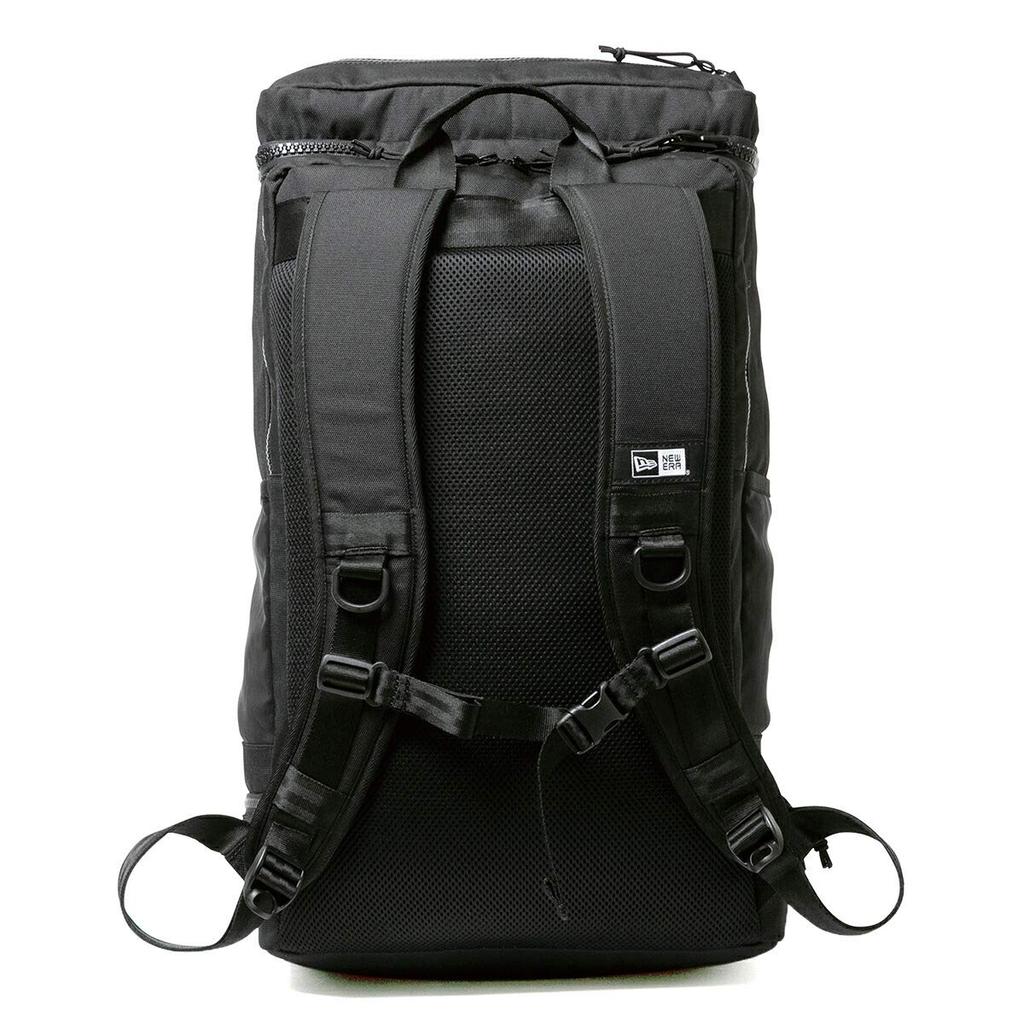 Рюкзак Daypack Square B4 46L Box Pack Large [New Era] Мужской Женский (черный)