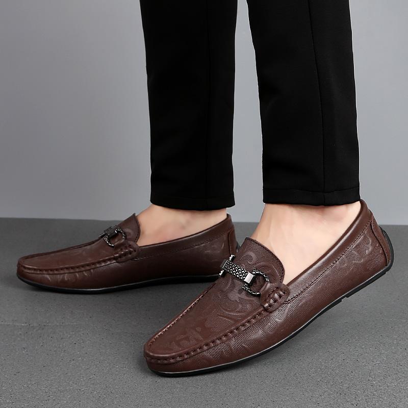 FashionClassic Men Comfortable Slip On British Style Shoes Male Casual Leather Shoes Men Wedding Dress Loafers Mens Lightweight Driving