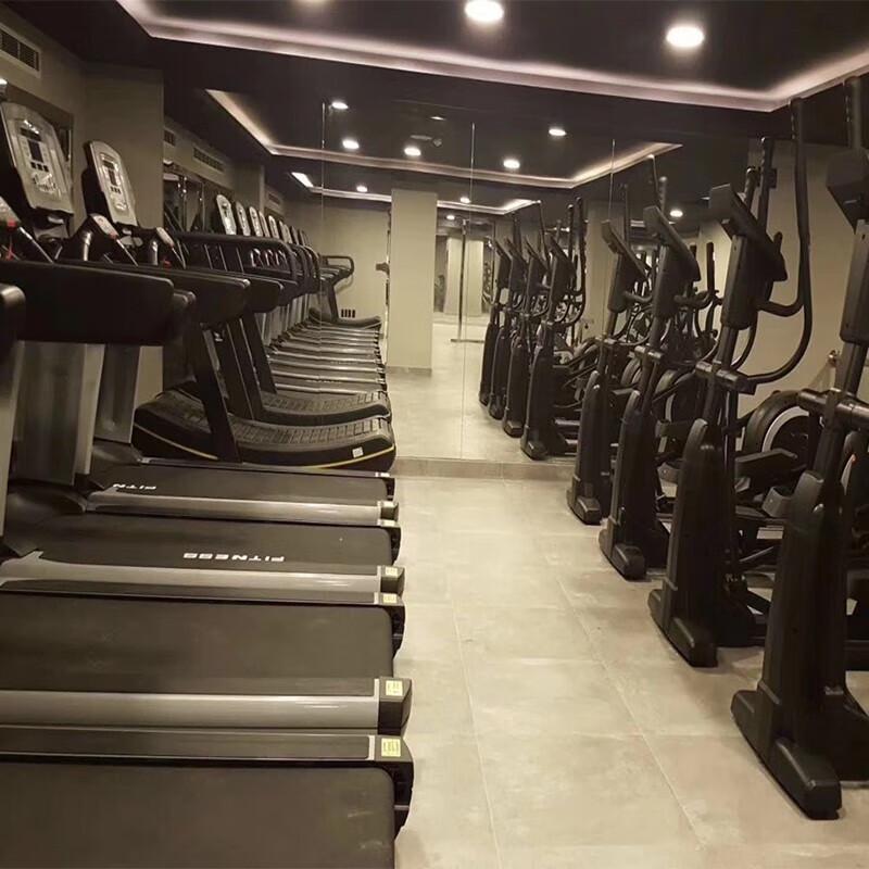 Ganas Table Tennis Barrier