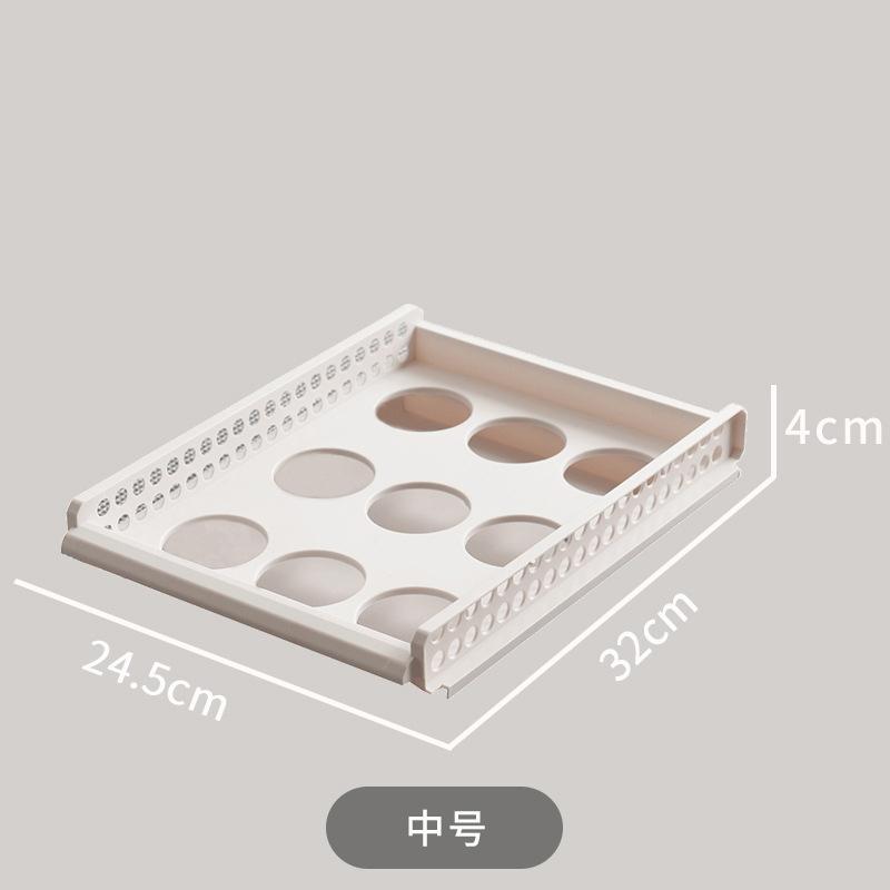 Пластиковый ящик для хранения вещей