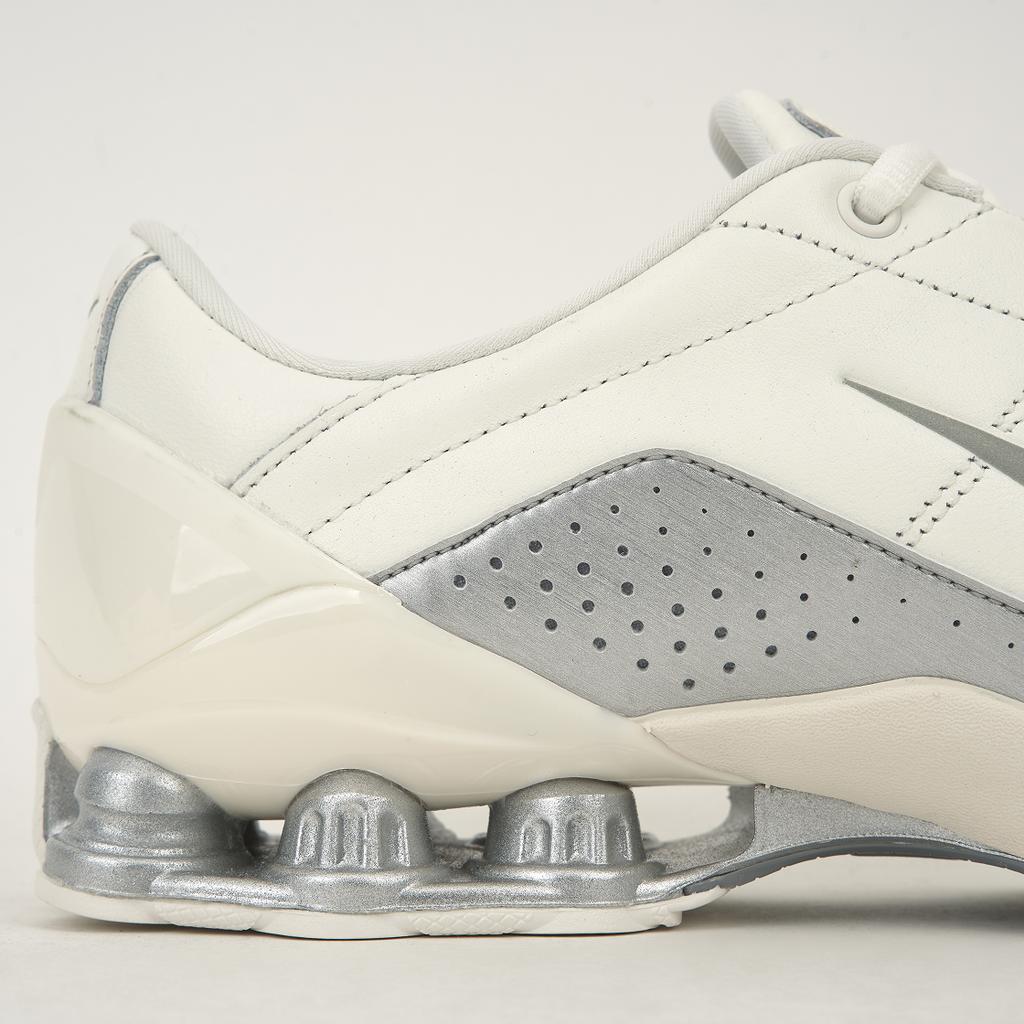 Nike Женские кроссовки Total 90 Shox Magia Sail Металлик Серебристый Кремовый IO9300-100