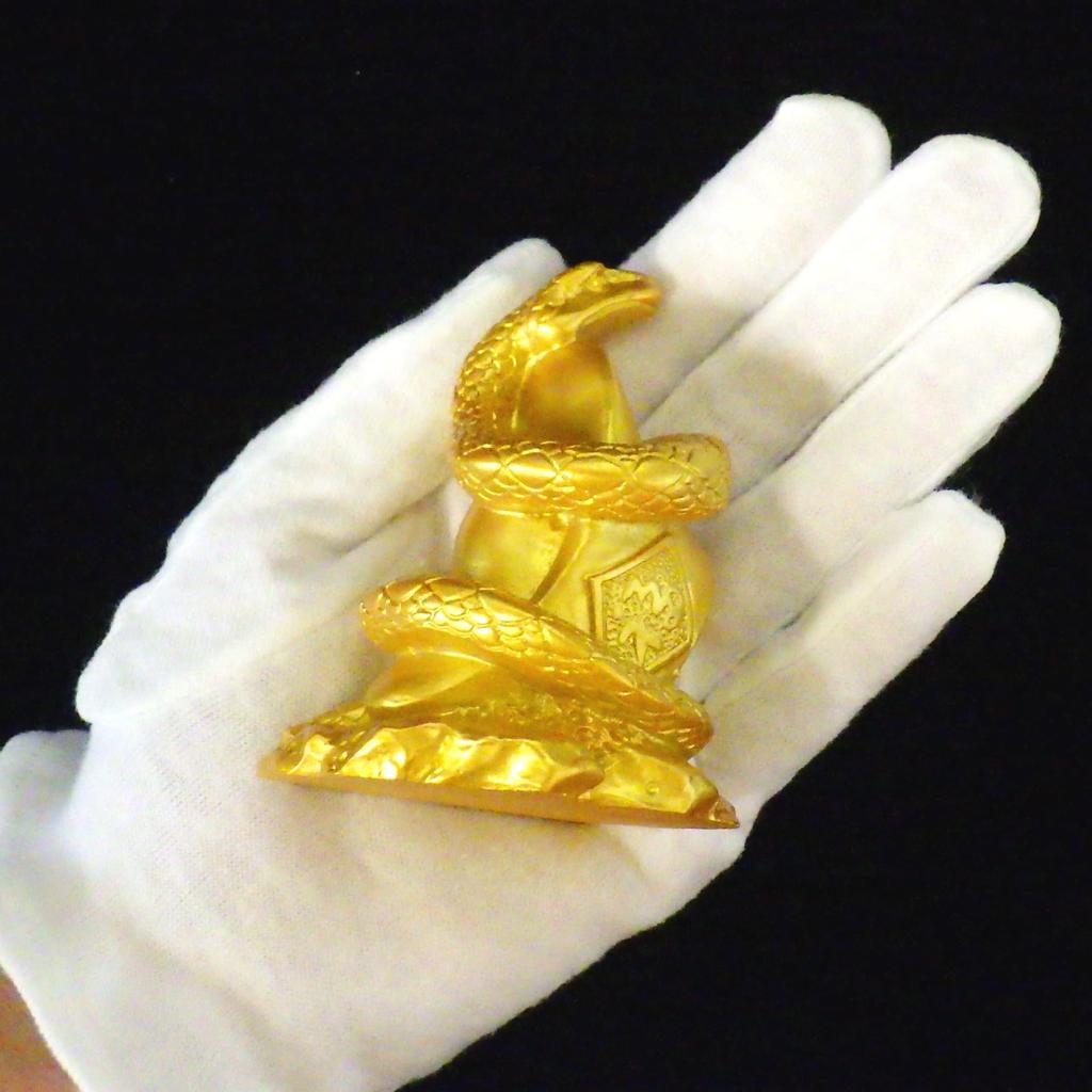 Zodiac Figurine Snake 2025 Year of the Snake Snake Gold Feng Shui Resin Zodiac Figurine Snake Mi Palm Size Feng Shui Goods (Snake Snake)