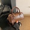 Новые модные классические сумки кроссбоди с квадратными плечами, однотонные, на молнии, популярные, с ощущением роскоши, женские сумки 2025