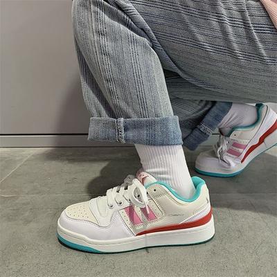 Туфли Женские Гонконгский Стиль Нишевые Легкие Кеды Супер Огонь Корейская Версия Уличная Съемка Повседневная Обувь 2024 Новые Универсальные Маленькие Уи