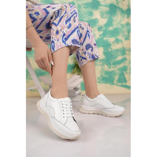 Shoes and Sandals Full Mold Lightweight Polyurethane Sole Women's Casual Sneaker Shoes