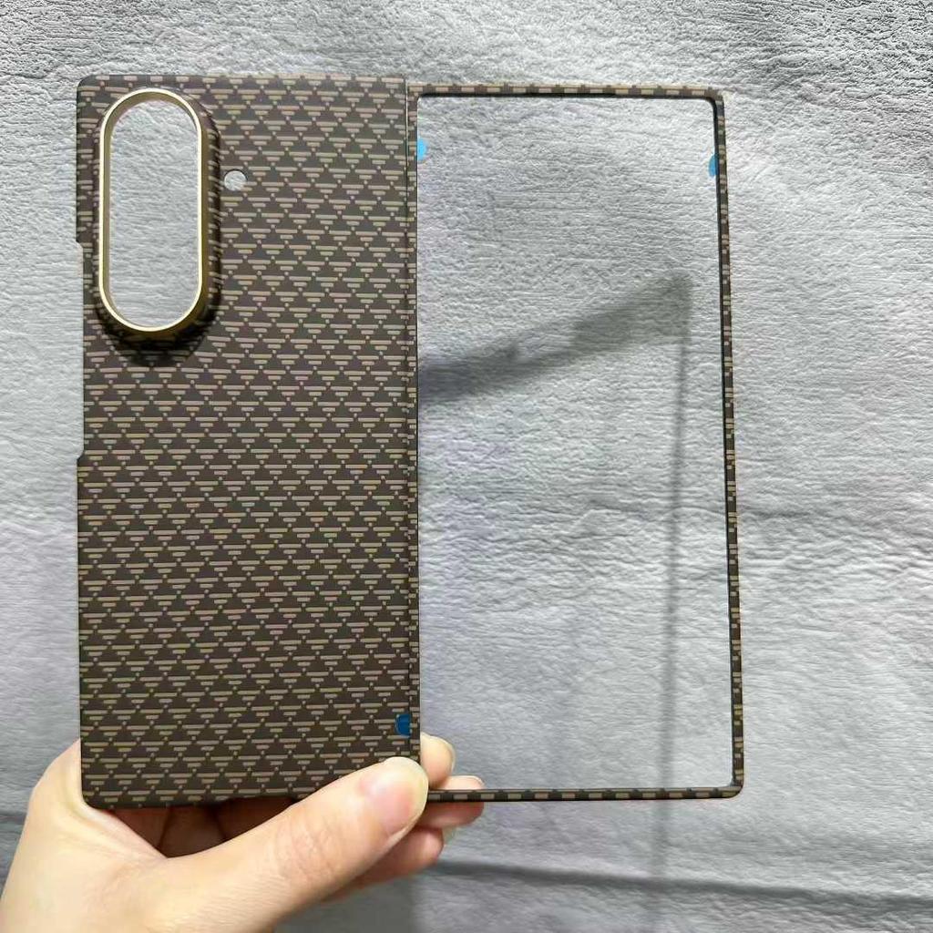 Samsung Z Fold7 Ультратонкий Магнитный Чехол из Углеродного Волокна, Защита Nano PC на Центральной Оси