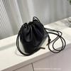 Leather Handbag New Niche Cloud Bag Large Capacity Light Luxury Design Sheepskin Drawstring Bag Women's Bag