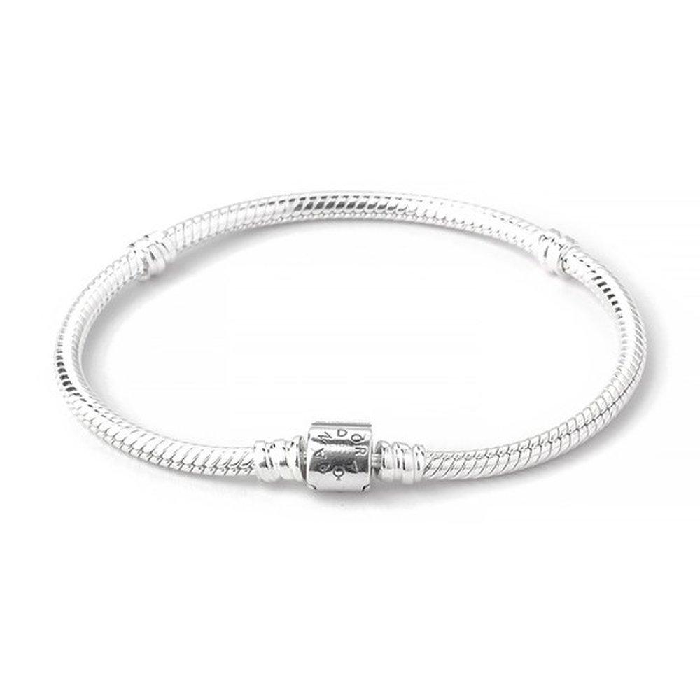 598816C00 Moments Barrel Clasp Snake Chain Bracelet