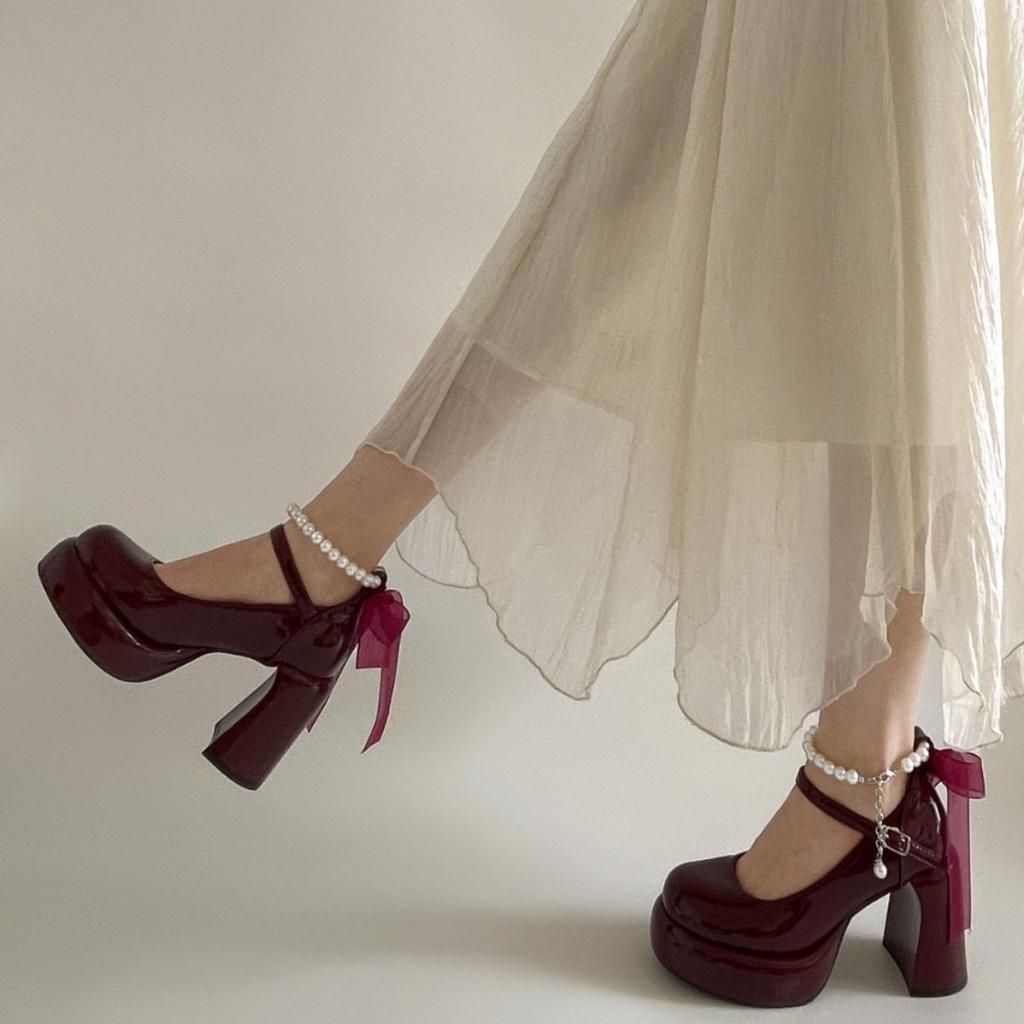 Интернет-знаменитость белый французский водонепроницаемый стол толстый каблук высокие каблуки женские 2025 новый лето маленькие ретро туфли Мэри Джейн