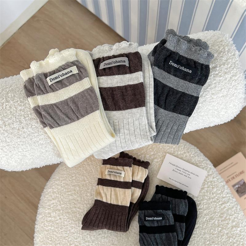 Female Autumn Winter Letter Cloth Label Sweet Fungus Lace Bubble Mouth Tube Stack Socks