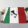 Итальянский флаг и стиль ботинок Тренд Смешная мода Мягкое одеяло Черный Европейский флаг Зеленое Наследие Итальянский Италия Мафия