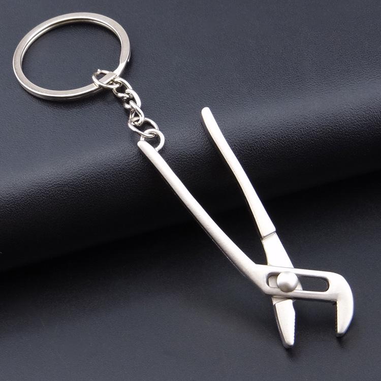 Simulation Mini Caliper Key Chain Movable Wrench Key Chain Screwdriver Tool Pendant Tide Man Car Key Chain Men's Keychains Keyrings