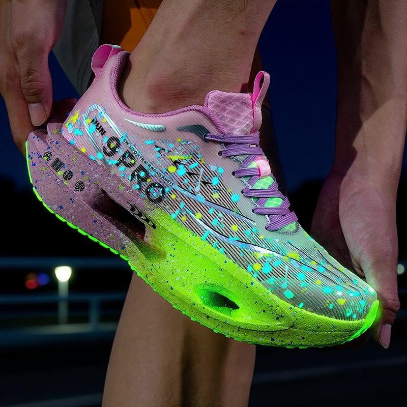 Профессиональные карбоновые кроссовки для марафона для мужчин, дышащие, легкие, удобные, нескользящие, со светоотражающими элементами для ночного бега