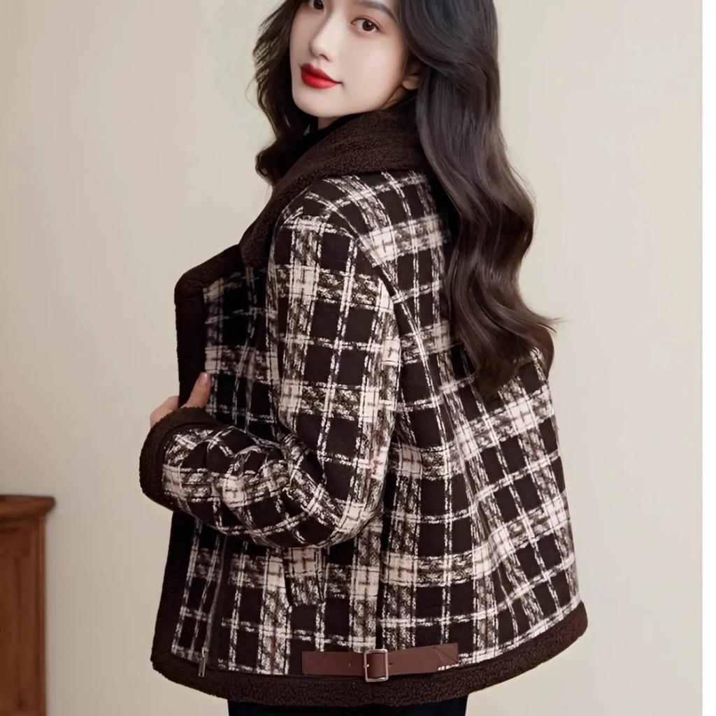 Women's Winter Slim-Fit Contrast Collar Faux Shearling Plaid Jacket Chic Short-Length Blazer with Suit Collar