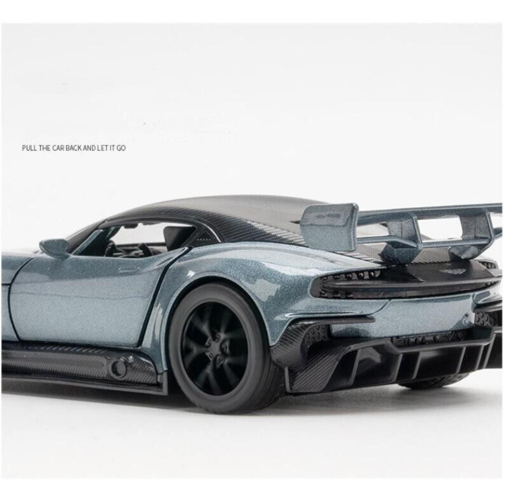 1/32 масштаб, спортивный автомобиль Martin Vulcan, литая под давлением модель из металлического сплава со звуком и светом, игрушечный автомобиль с откатом, подарки